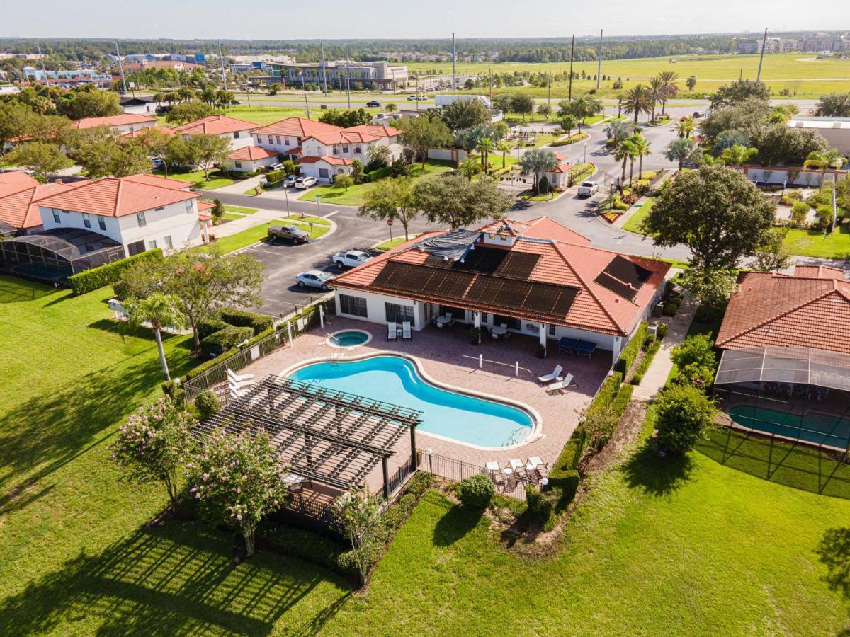 אורלנדו Affordable 4 Bedroom Luxury Villa Near Disney/Private Pool/Arcade/Game Room מראה חיצוני תמונה